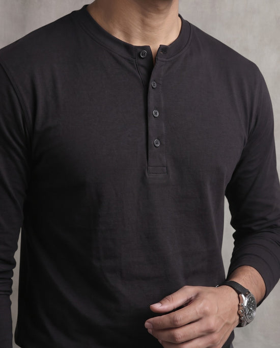 Black Full Sleeve Henley